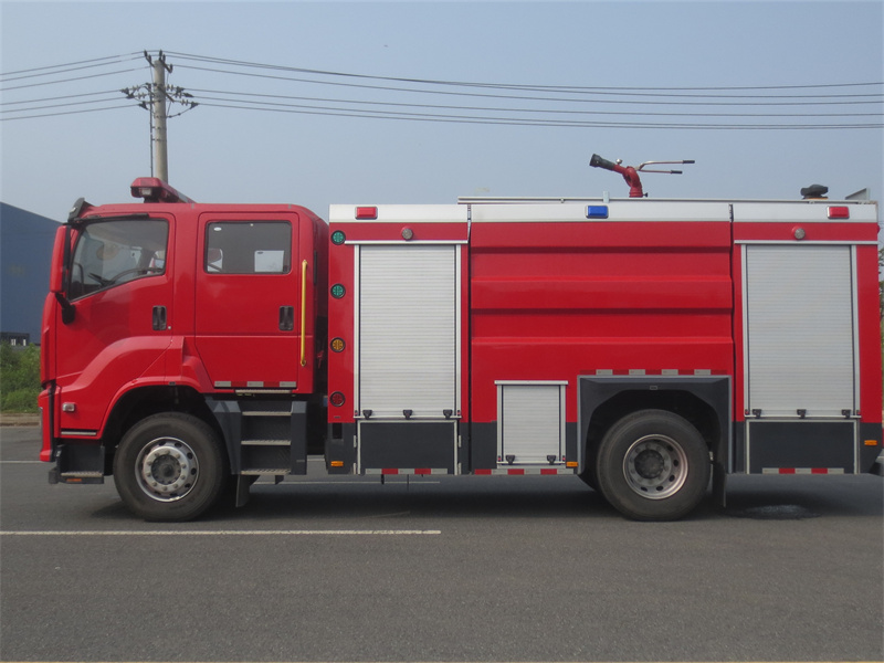 五十鈴水罐消防車(chē)（6.3噸）圖片